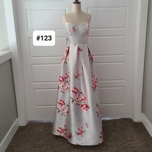 White & Pink Floral Sleeveless Prom Dress with Pockets
